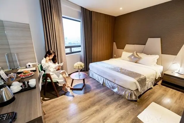 Deluxe Tek Büyük veya İki Ayrı Yataklı Oda, Şehir Manzaralı