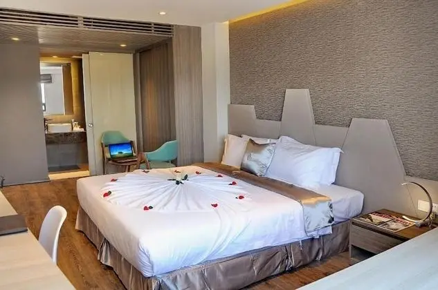Deluxe Tek Büyük veya İki Ayrı Yataklı Oda, Şehir Manzaralı