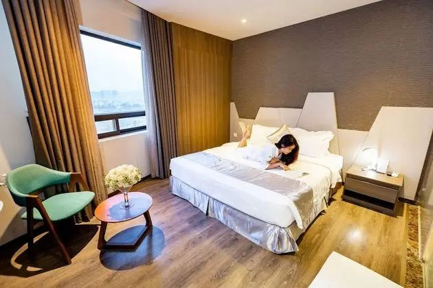 Deluxe Tek Büyük veya İki Ayrı Yataklı Oda, Şehir Manzaralı
