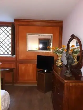 Ortak Ranzalı Oda, 3 Yatak Odası, Şömine
