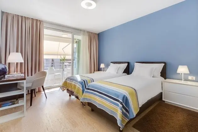 Tek Büyük Yataklı Oda, Balkon