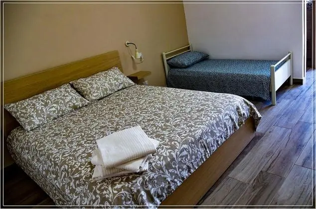 Üç Kişilik Oda