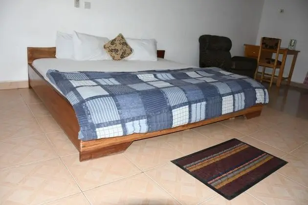 Deluxe Oda, Sigara İçilmez