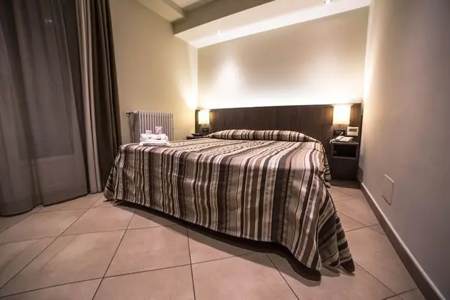 Tek Büyük veya İki Ayrı Yataklı Oda