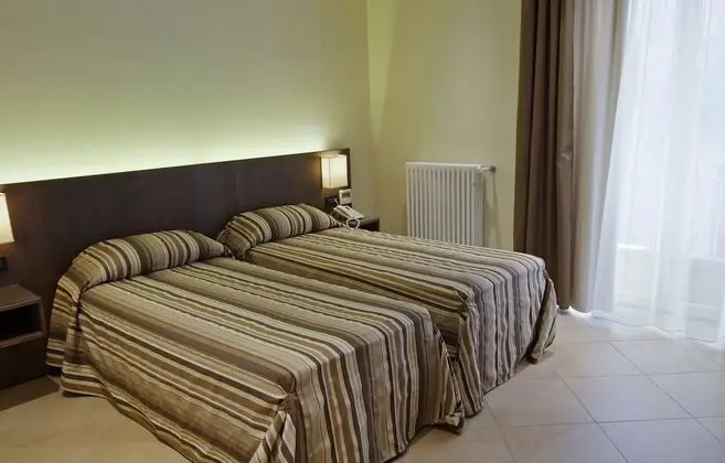 Tek Büyük veya İki Ayrı Yataklı Oda