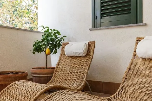 Deluxe Tek Büyük Yataklı Oda (Vista mare o vista giardino)