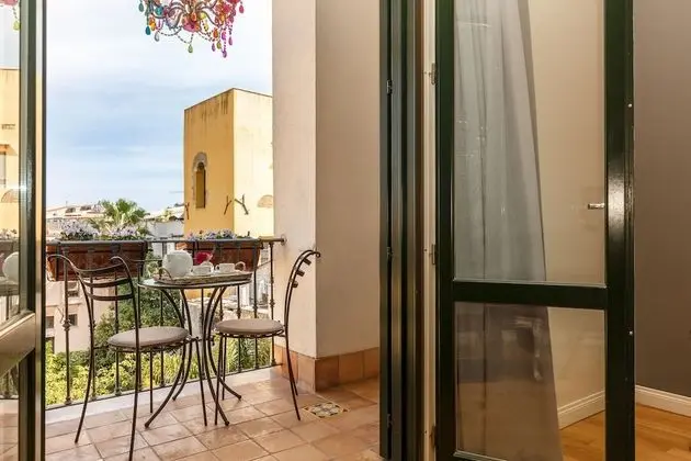 Deluxe Tek Büyük Yataklı Oda (Vista mare o vista giardino)