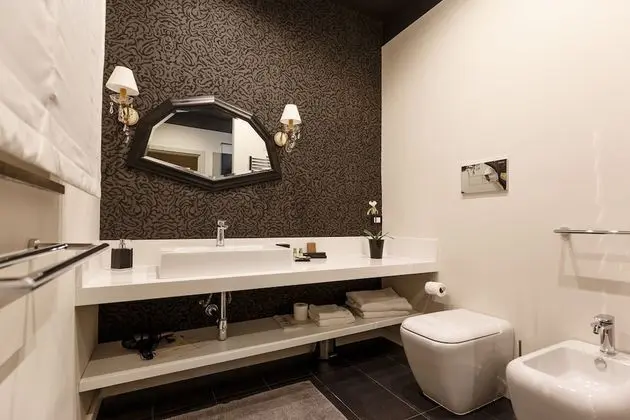 Deluxe Tek Büyük Yataklı Oda (Vista mare o vista giardino)