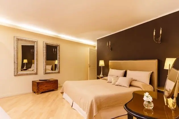 Superior Tek Büyük veya İki Ayrı Yataklı Oda