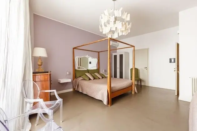 Superior Tek Büyük veya İki Ayrı Yataklı Oda