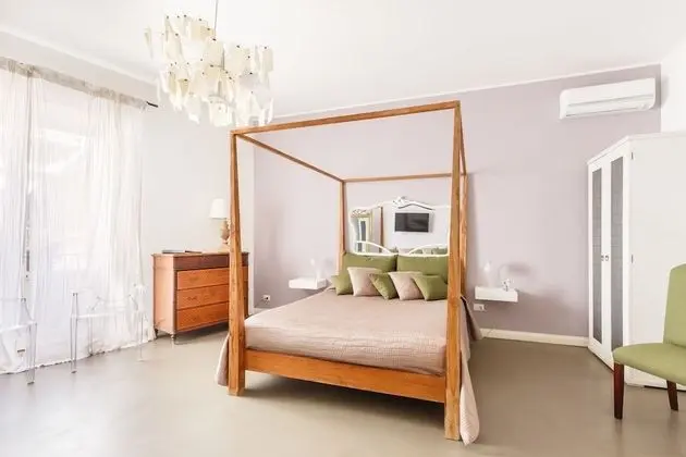 Superior Tek Büyük veya İki Ayrı Yataklı Oda