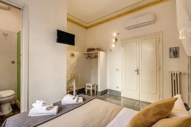 Classic Tek Büyük Yataklı Oda