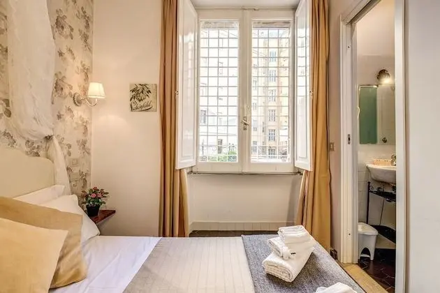 Classic Tek Büyük Yataklı Oda