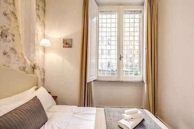 Classic Tek Büyük Yataklı Oda