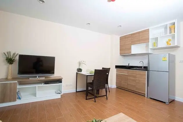 One Bedroom Suite