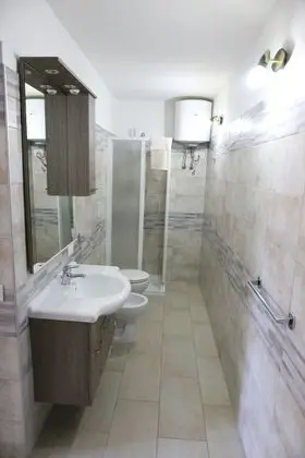 Tek Büyük Yataklı Oda, Özel Banyo (Red)