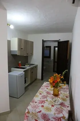 Tek Büyük Yataklı Oda, Özel Banyo (Yellow)