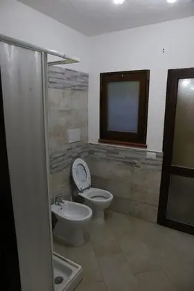 Tek Büyük Yataklı Oda, Özel Banyo (Yellow)