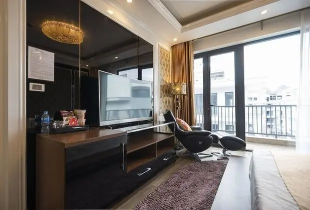 Deluxe Tek Büyük Yataklı Oda