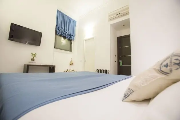 Tek Büyük Yataklı Oda (with extra bed)