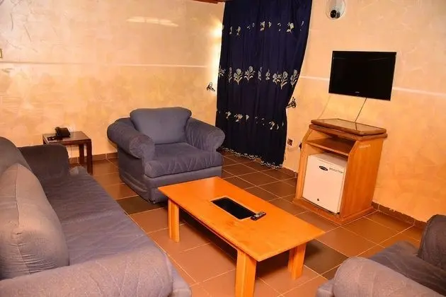 Çatı Katı Süiti (Penthouse)