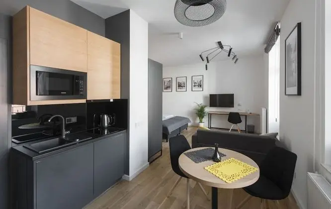 Standard Stüdyo, Balkon