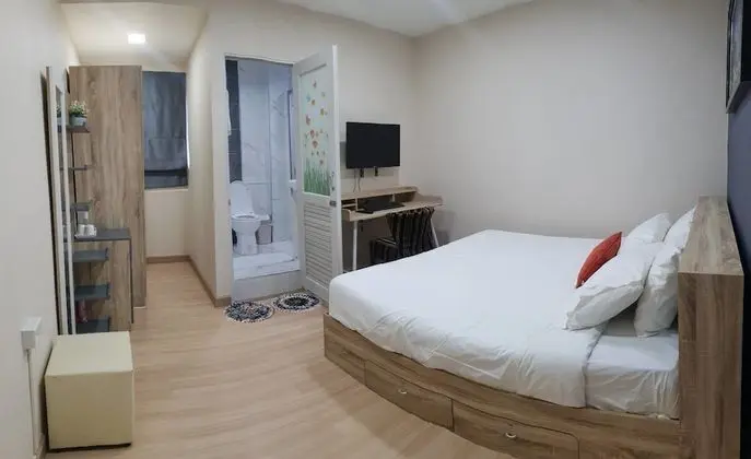 Standard Tek Büyük Yataklı Oda