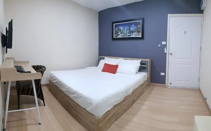Standard Tek Büyük Yataklı Oda