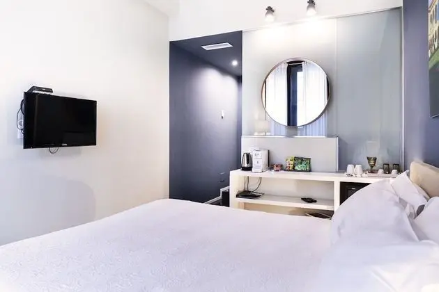 Tek Büyük veya İki Ayrı Yataklı Oda, Balkon