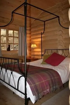 Standard Dağ Evi, 1 Yatak Odası (Four Poster Bed)