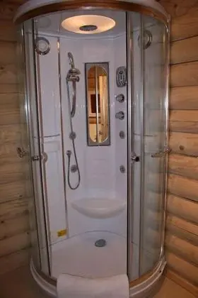 Standard Dağ Evi, 1 Yatak Odası (Four Poster Bed)