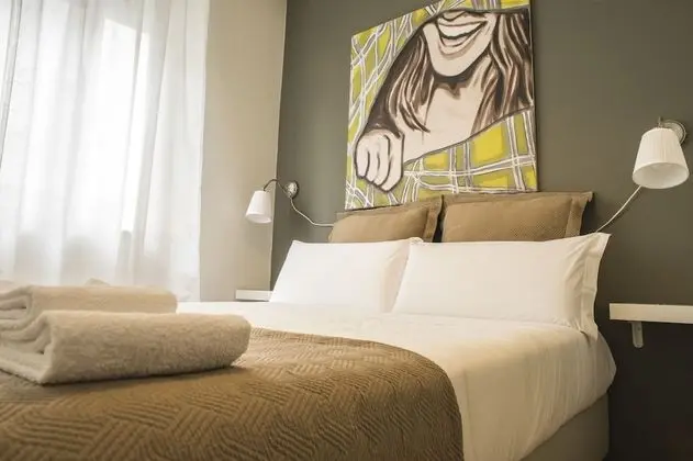 Tek Büyük Yataklı Oda (1)