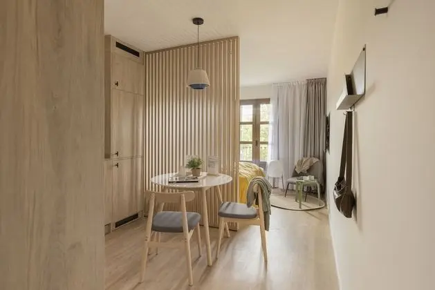 Stüdyo, Balkon