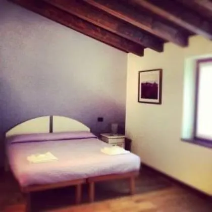 Tek Büyük Yataklı Oda, 1 Büyük (Queen) Boy Yatak