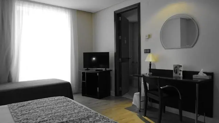 Standard Üç Kişilik Oda, 3 Tek Kişilik Yatak