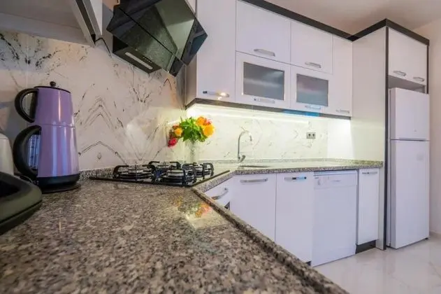 Villa 3+1 Oda-Özel Havuzlu, Doğa Manzaralı, Jakuzili