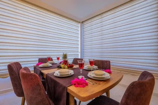 Villa 3+1 Oda-Özel Havuzlu, Doğa Manzaralı, Jakuzili