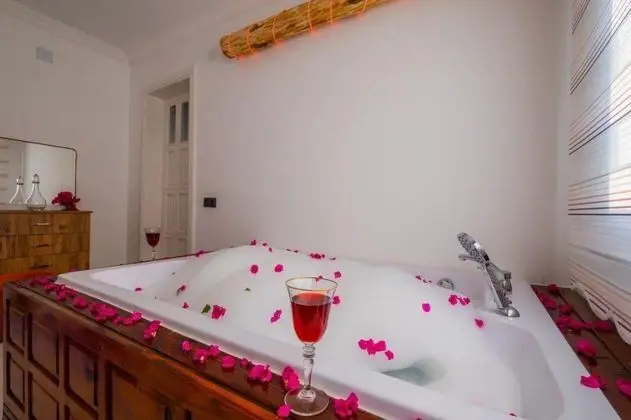 Villa 3+1 Oda-Özel Havuzlu, Doğa Manzaralı, Jakuzili