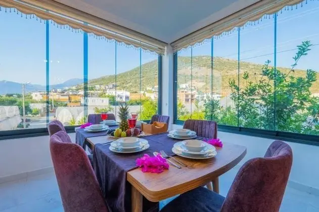 Villa 3+1 Oda-Özel Havuzlu, Doğa Manzaralı, Jakuzili