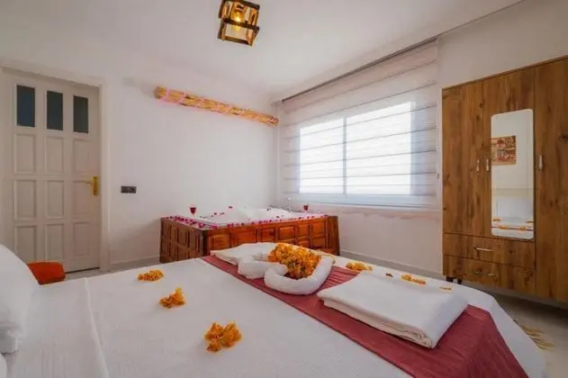 Villa 3+1 Oda-Özel Havuzlu, Doğa Manzaralı, Jakuzili