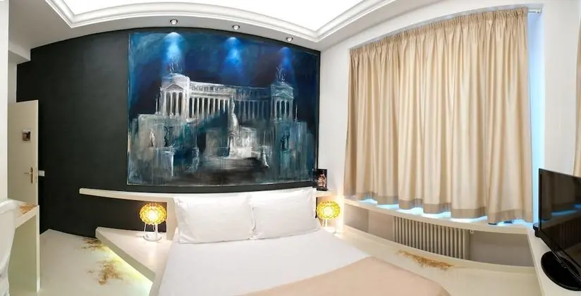 Deluxe Tek Büyük Yataklı Oda