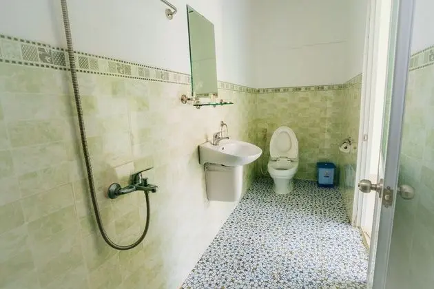 Deluxe Tek Büyük Yataklı Oda, Bahçeli
