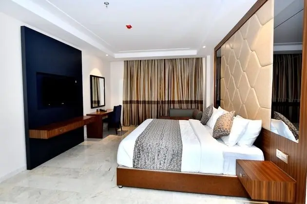 Standard Oda, 1 En Büyük (King) Boy Yatak, Sigara İçilmez (Aircondition)