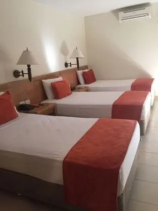 Üç Kişilik Oda