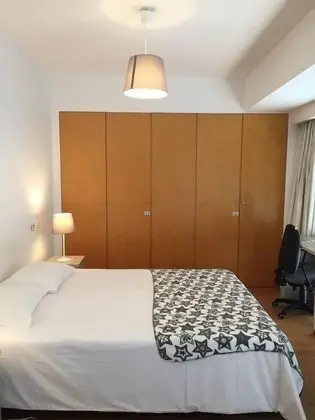 Tek Büyük Yataklı Oda, Ortak Banyo