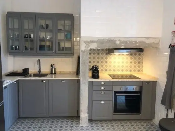 Tek Büyük Yataklı Oda, Ortak Banyo