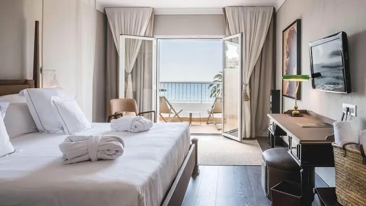 Superior Tek Büyük Yataklı Oda, Deniz Manzaralı