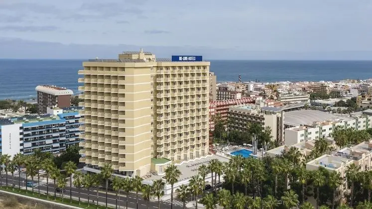 Adults Club Single Use (Sea View)