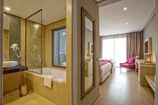 Superior Double Room, Pool Access (for 1 person)