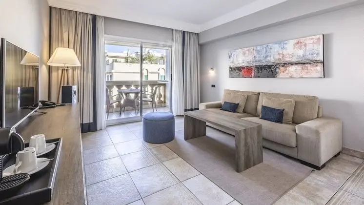 Suite Sea View (Adults max 3)